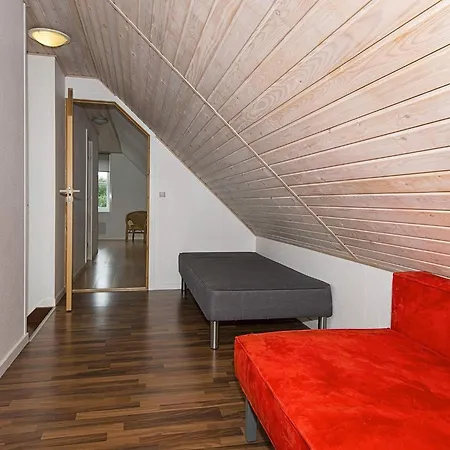 12 Person In Bredebro-by Traum * Bredebro